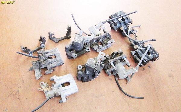 OE Bremssättel für 292x20 FTT HA Bremsanlage (ATE)