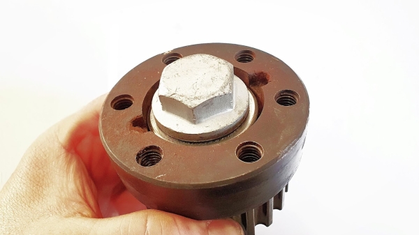 C20LET / C20XE FTT ERSATZSCHRAUBE,  ZAHNRAD ZAHNRIEMEN AN KURBELWELLE FUER 90298206 / 6 14 940 [NEUE VERSION]